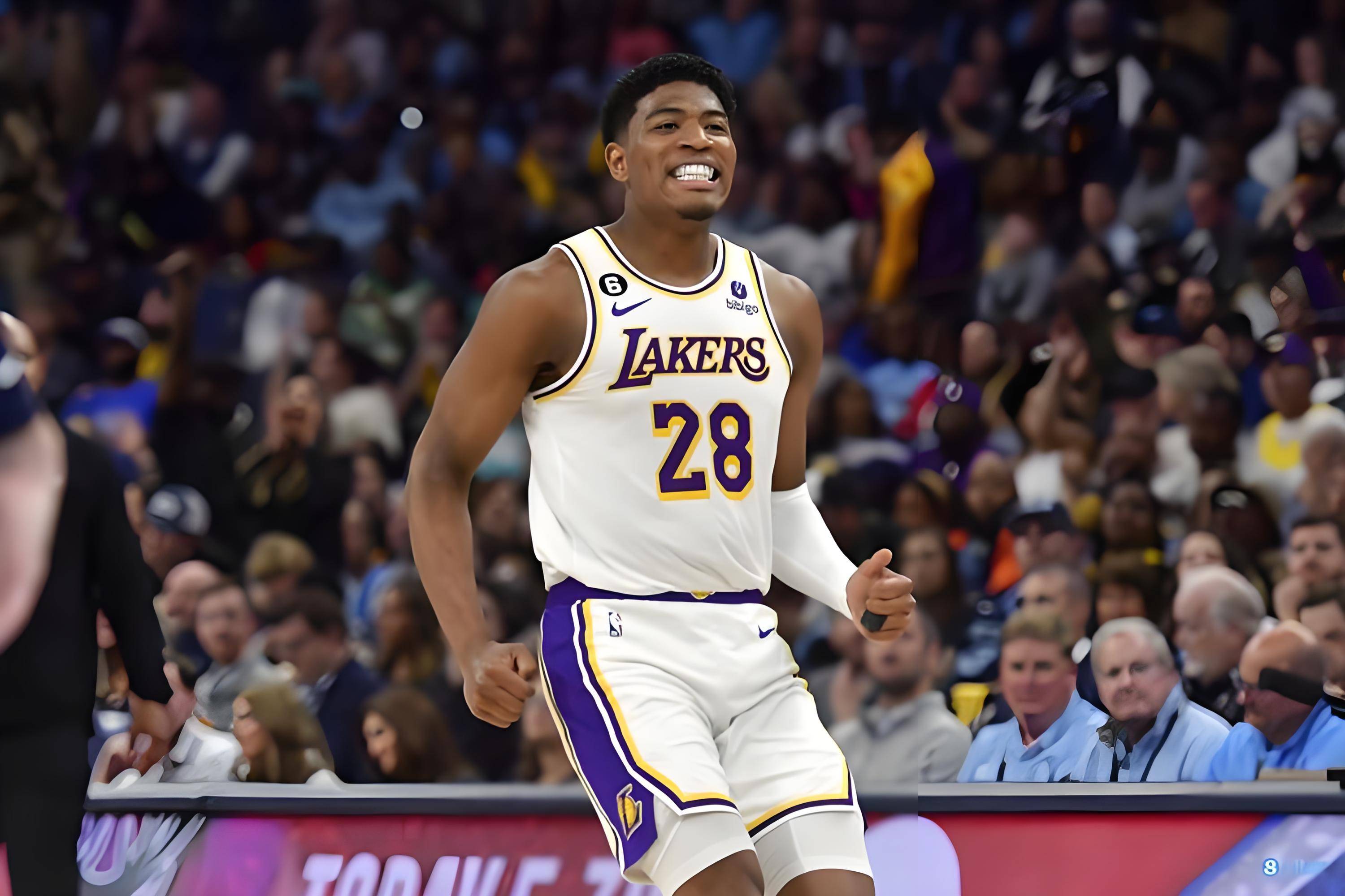 包含NBA转会市场传闻喧嚣，球队情绪紧张的词条