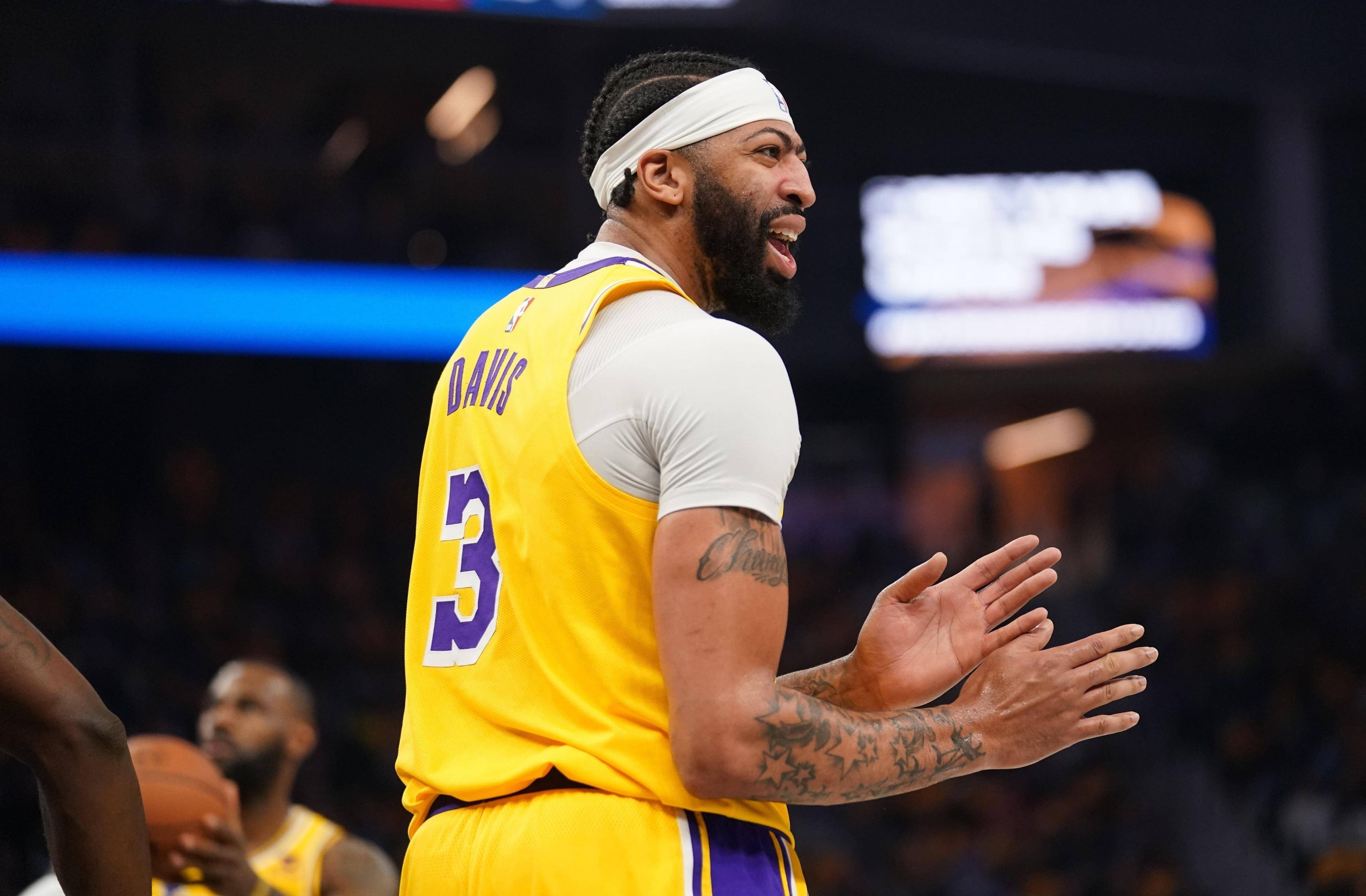 NBA官方：热火喷气机模式开启，三节逆转追平的简单介绍