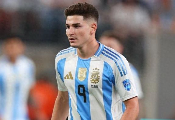 韩国绝杀那不勒斯,阿尔瓦雷斯送出助攻的简单介绍 韩国绝杀那不勒斯,阿尔瓦雷斯送出助攻的简单介绍