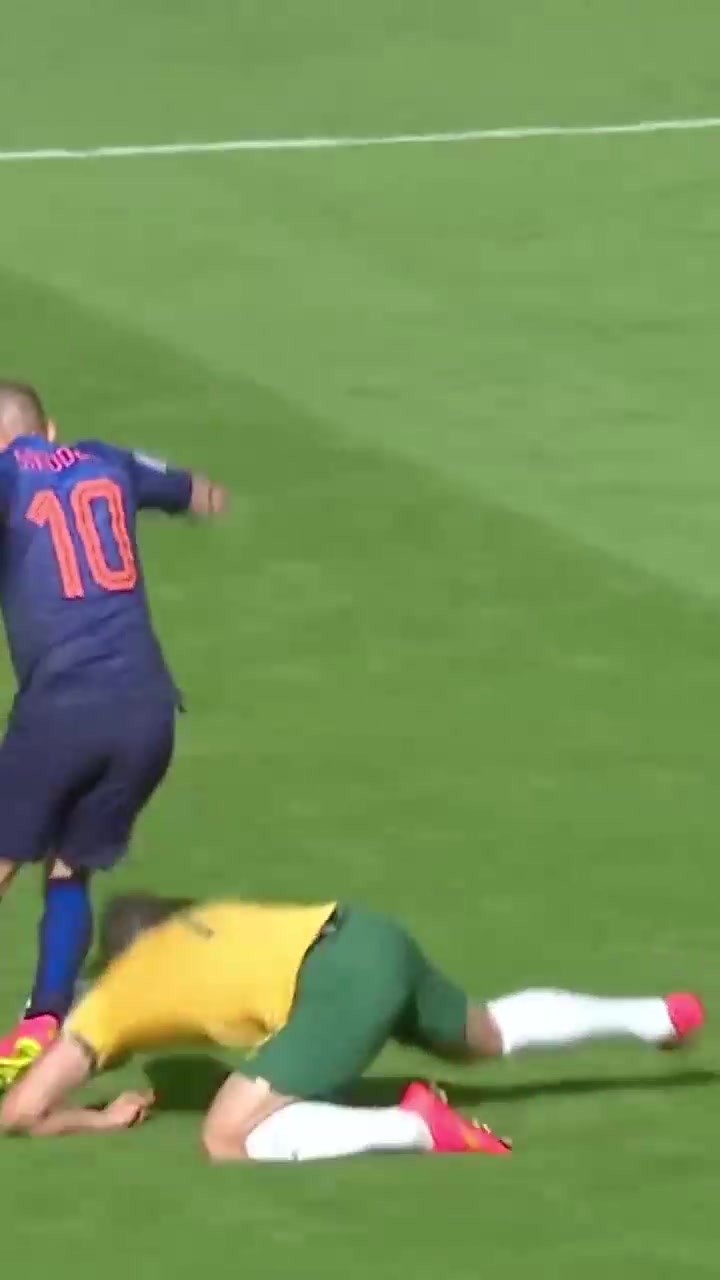 荷兰翻盘西班牙,格纳布里打破历史纪录的简单介绍 荷兰翻盘西班牙,格纳布里打破历史纪录的简单介绍