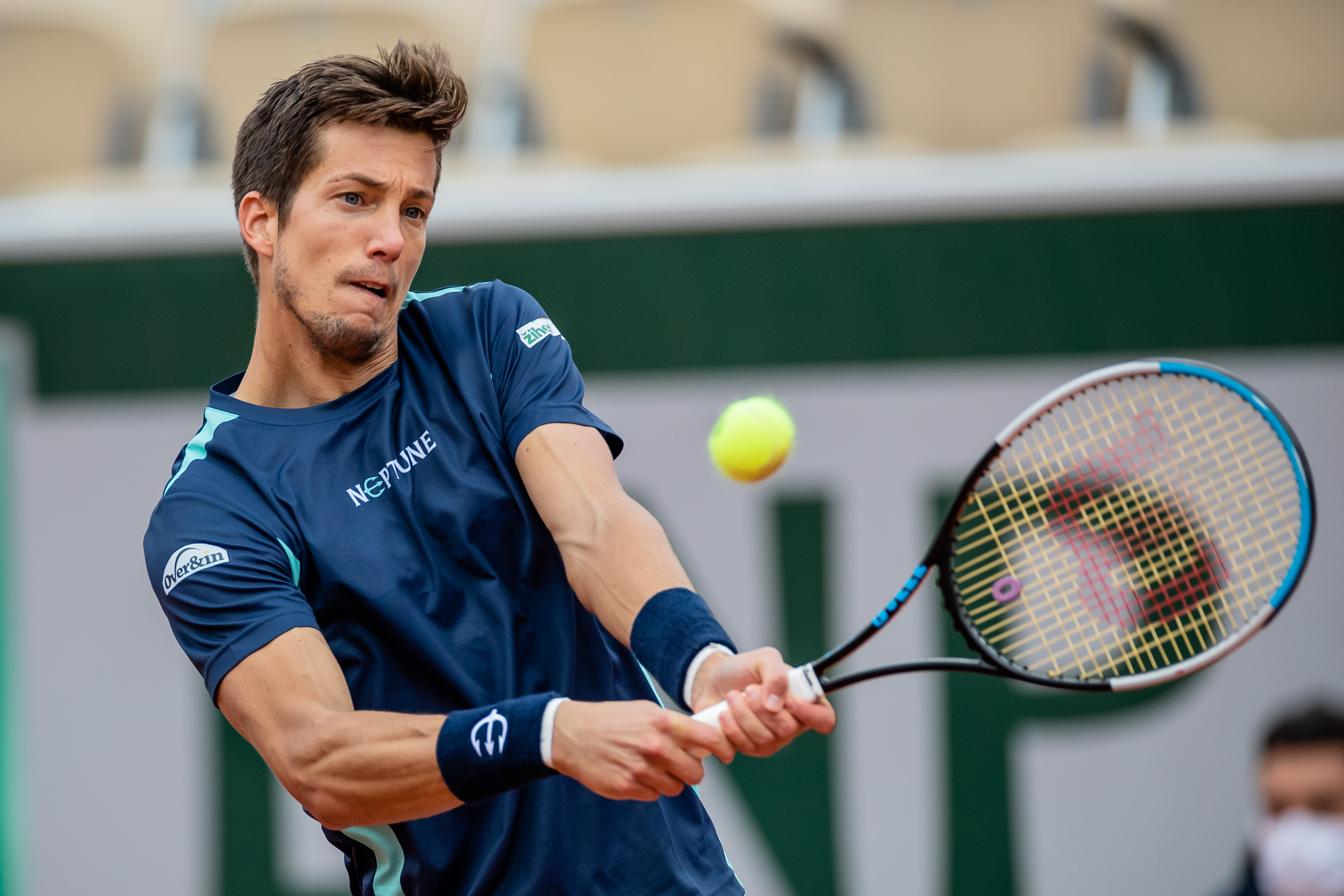 法国网球队鏖战日本网球队,西西帕斯统治全场的简单介绍 法国网球队鏖战日本网球队,西西帕斯统治全场的简单介绍